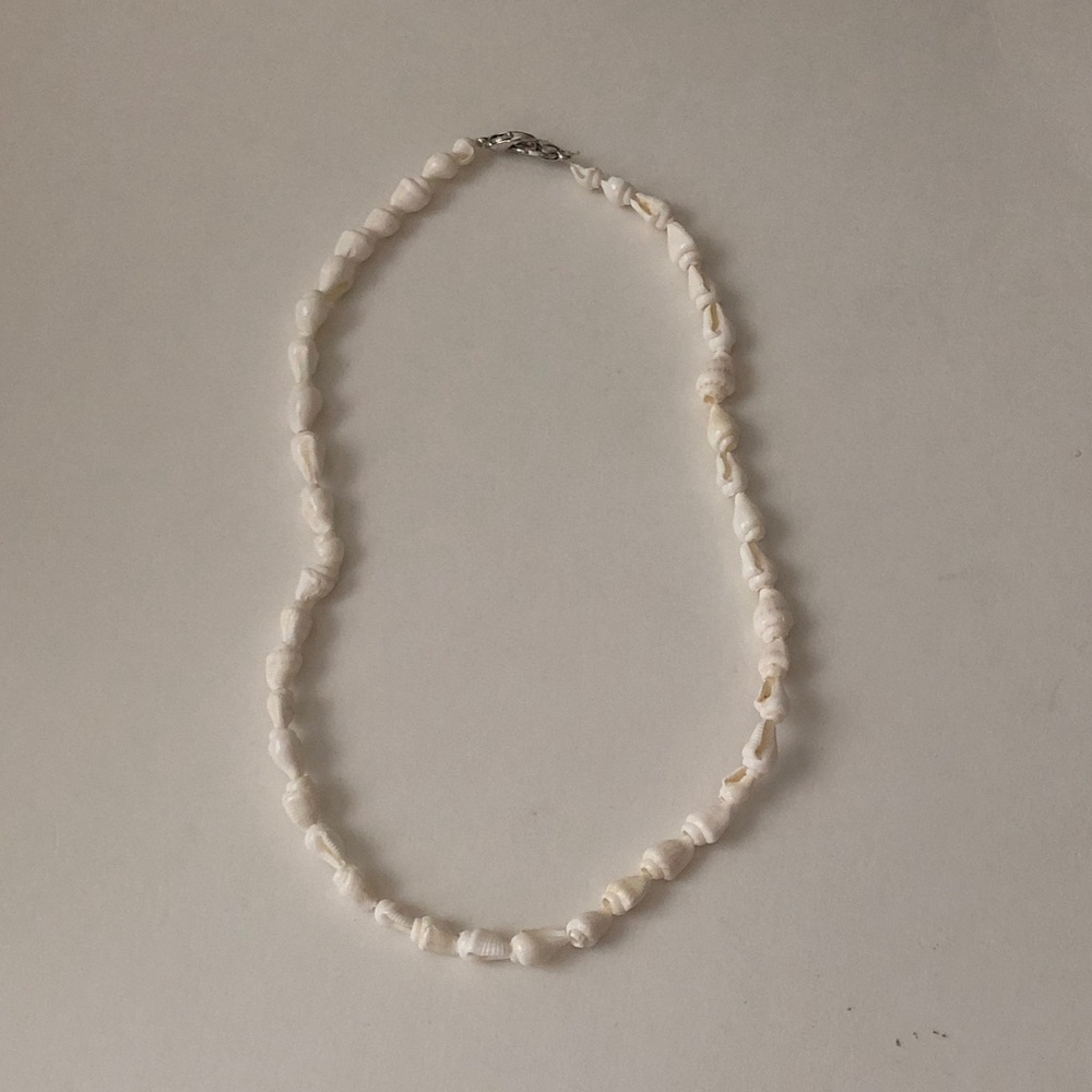 Natural shell Necklace
